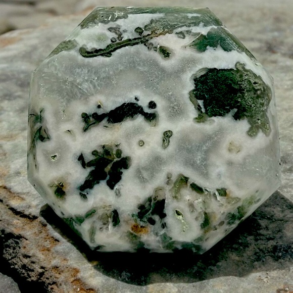 Moss Agate Diamond - Picture 5 of 6